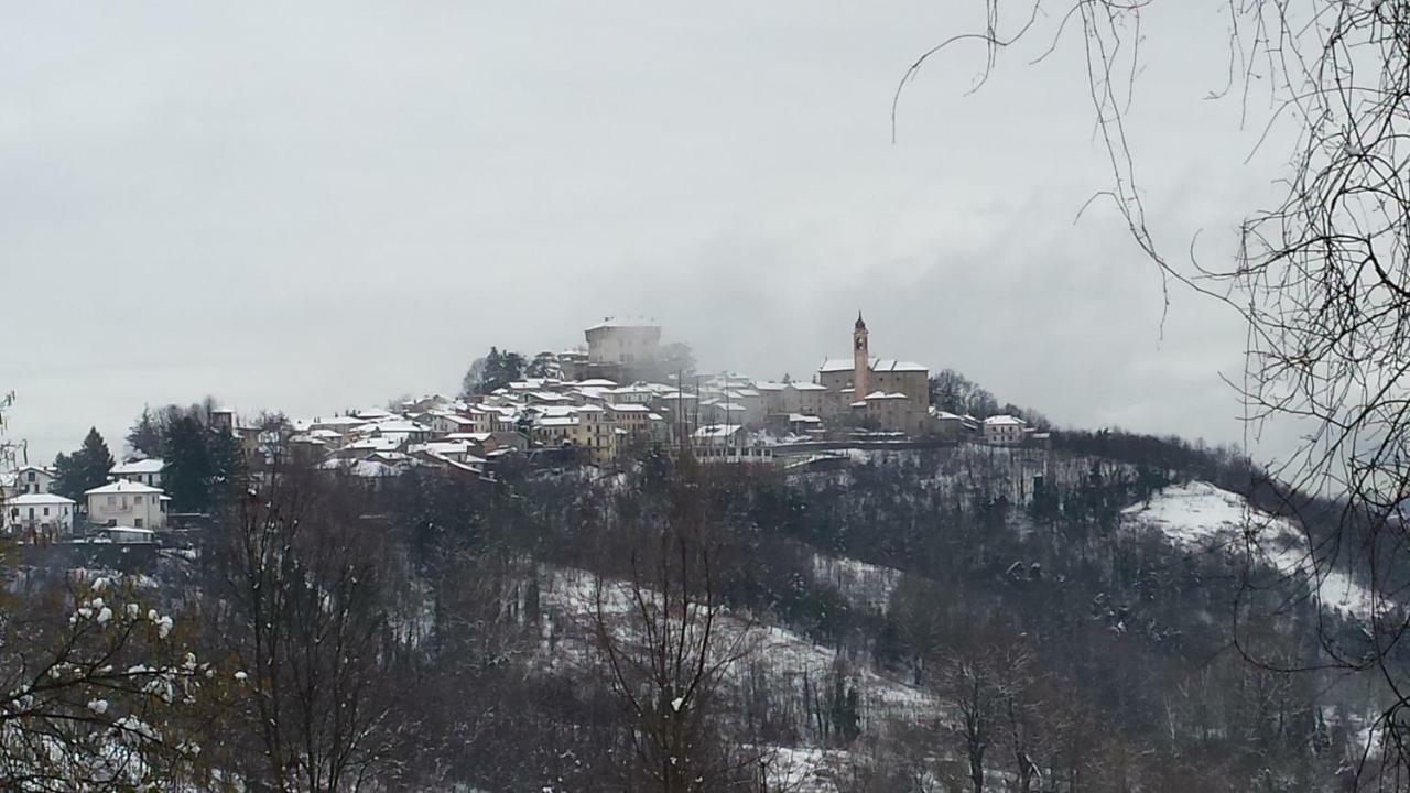 La Casa Di Bacco B&B Lerma Bagian luar foto