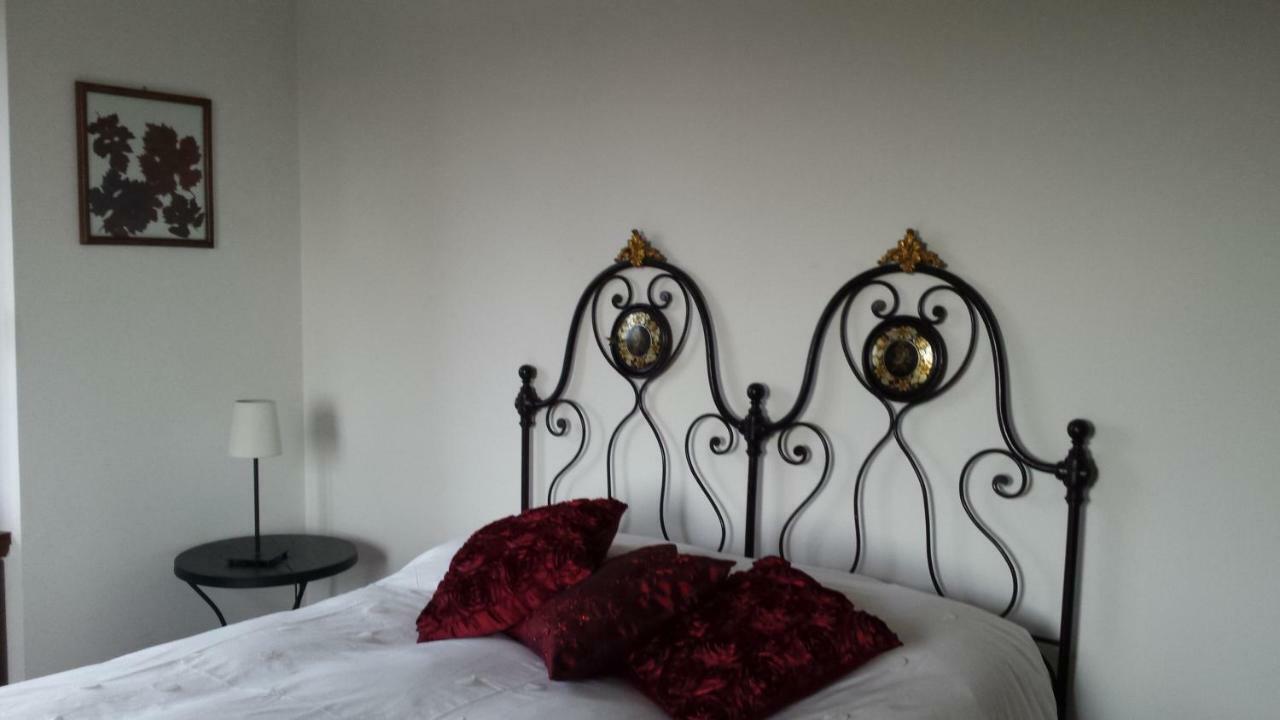 La Casa Di Bacco B&B Lerma Bagian luar foto