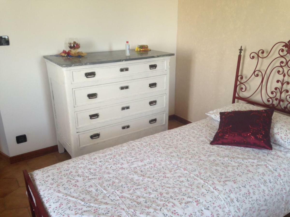La Casa Di Bacco B&B Lerma Bagian luar foto