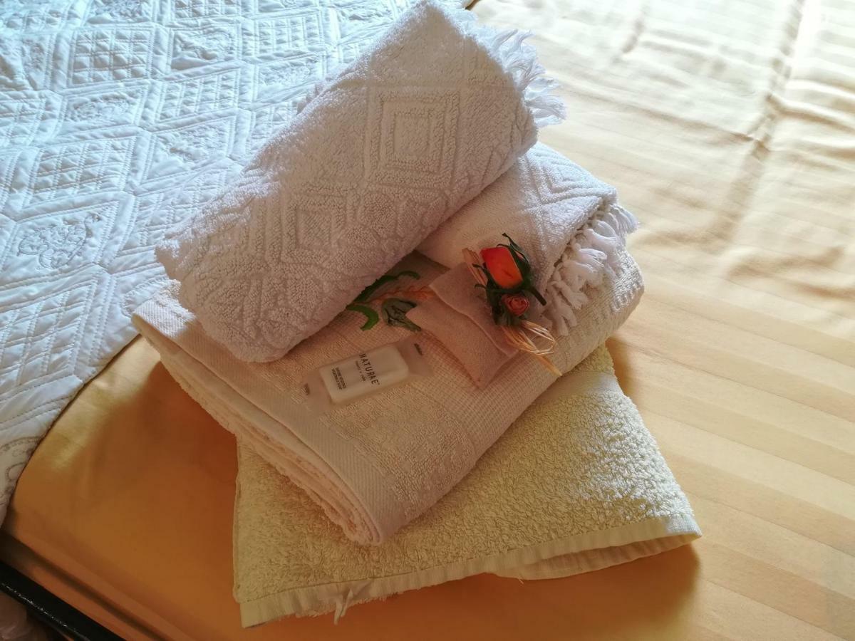 La Casa Di Bacco B&B Lerma Bagian luar foto